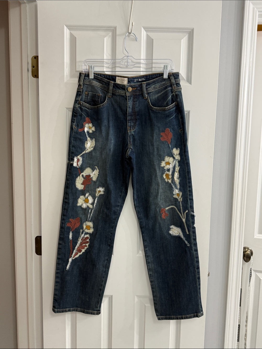Pilcro Mid Rise Baggy Boyfriend Jeans NWOT